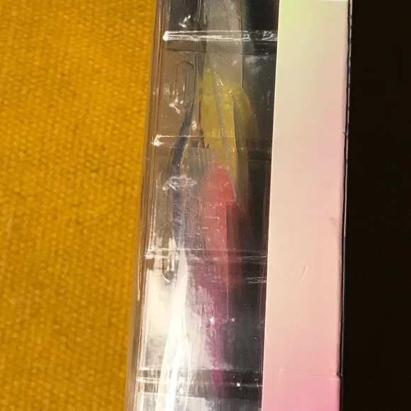 You*Niverse Rainbow Light Catchers Create Sparkling Crystal Window Art - Picture 3 of 4